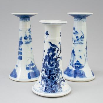 Four chinese 19th century blue and white porcelain candle holders. Qing dynasty.