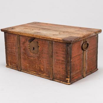 A CHEST, Finnish early 19th century.