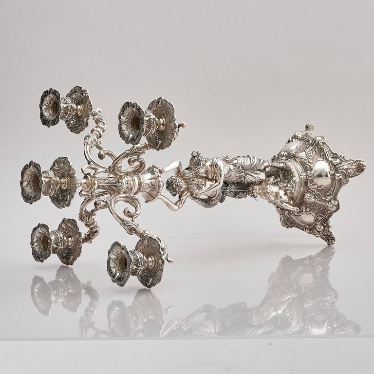 Lale Silverware & Co Ltd, femarmade kandelabrar, tre stycken, sterling silver, Istanbul, Turkiet 1900-tal.