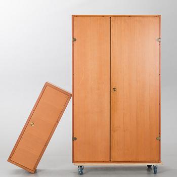 SKÅP, 2 delar, "Boligens Byggeskabe", Börje Mogensen och Grethe Meyer.