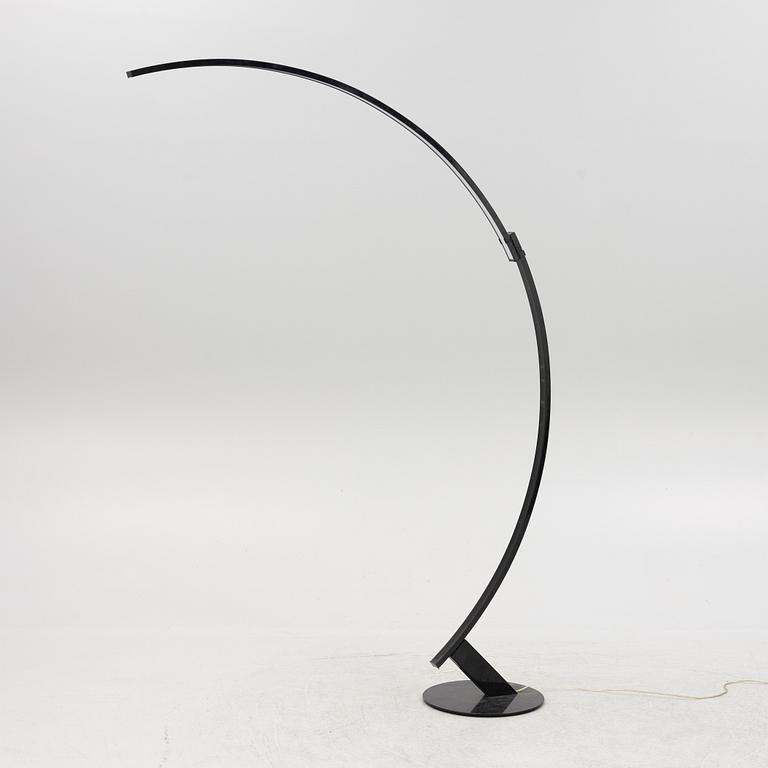 Hansandfranz, a 'Kyudo' floor lamp, Kundalini (KDLN), Italy.