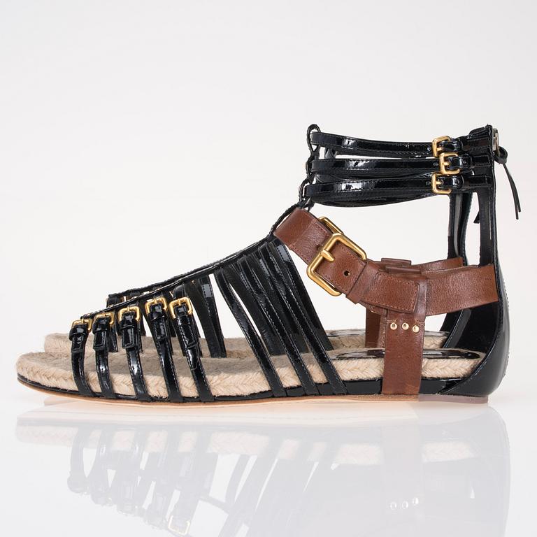 SKOR, MiuMiu.