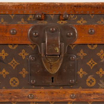 Louis Vuitton, a monogram canvas 'Pégase 50' suitcase, 203. - Bukowskis