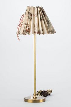 BORDSLAMPA, modellnr 2332, Josef Frank, firma Svenskt Tenn.
