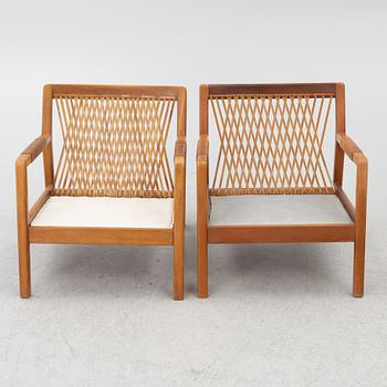 Carl Gustaf Hiort af Ornäs, a matched pair of 'Rialto' lounge chairs, Puunveisto Oy - Träsnideri Ab, Finland, mid-20th century.