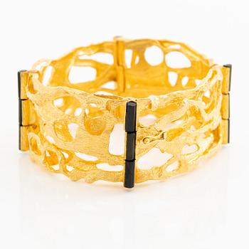 Björn Weckström, bracelet, "Offereld", 18K gold with tourmaline sticks, Lapponia 1972.