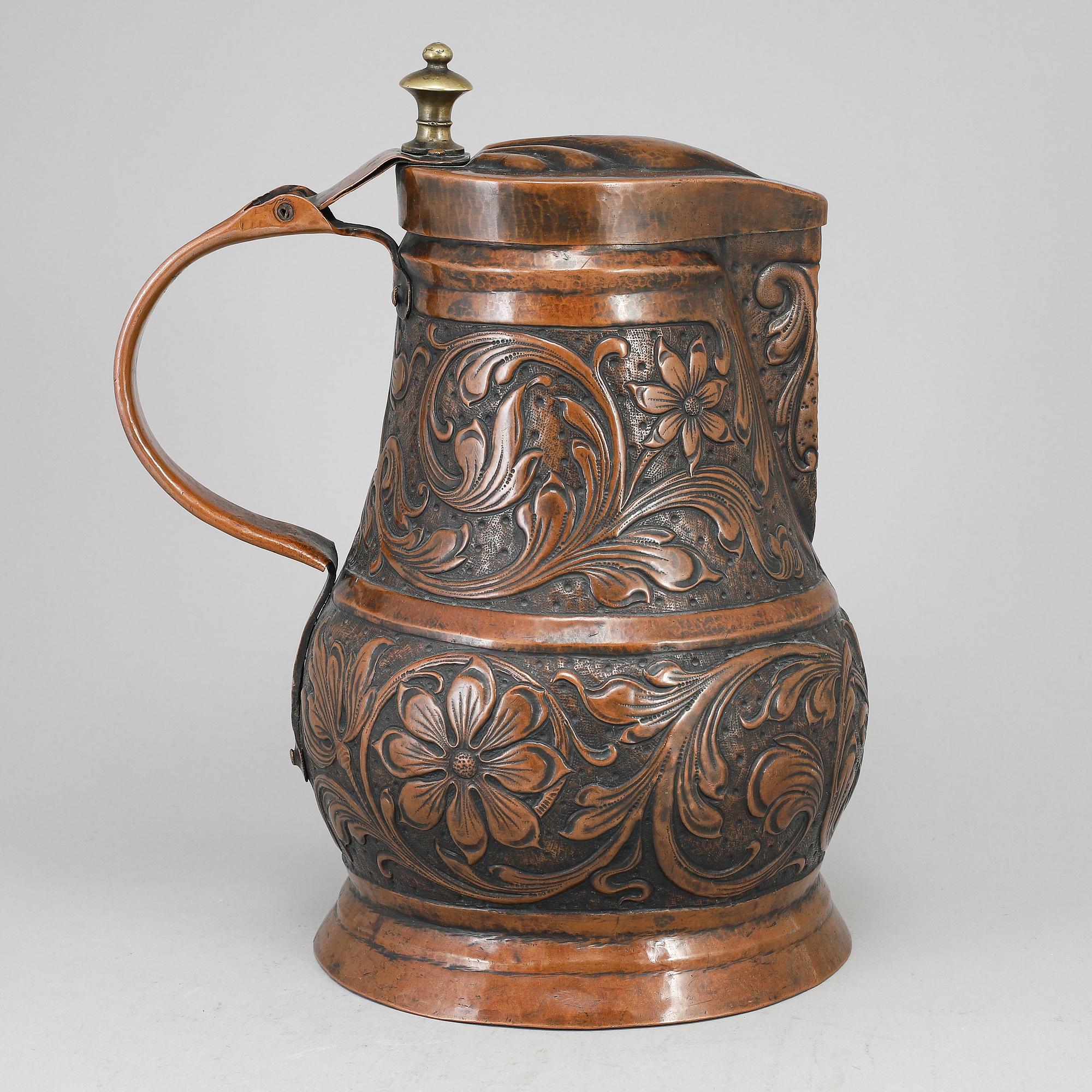 A copper jug, probably Germany, ca 1800.