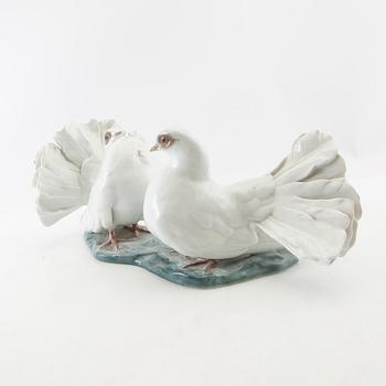 Fritz Heidenreich, Figure Rosenthal Germany 20th century porcelain.