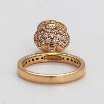 Ring, 18K guld och diamanter ca 0.30 ct tot.