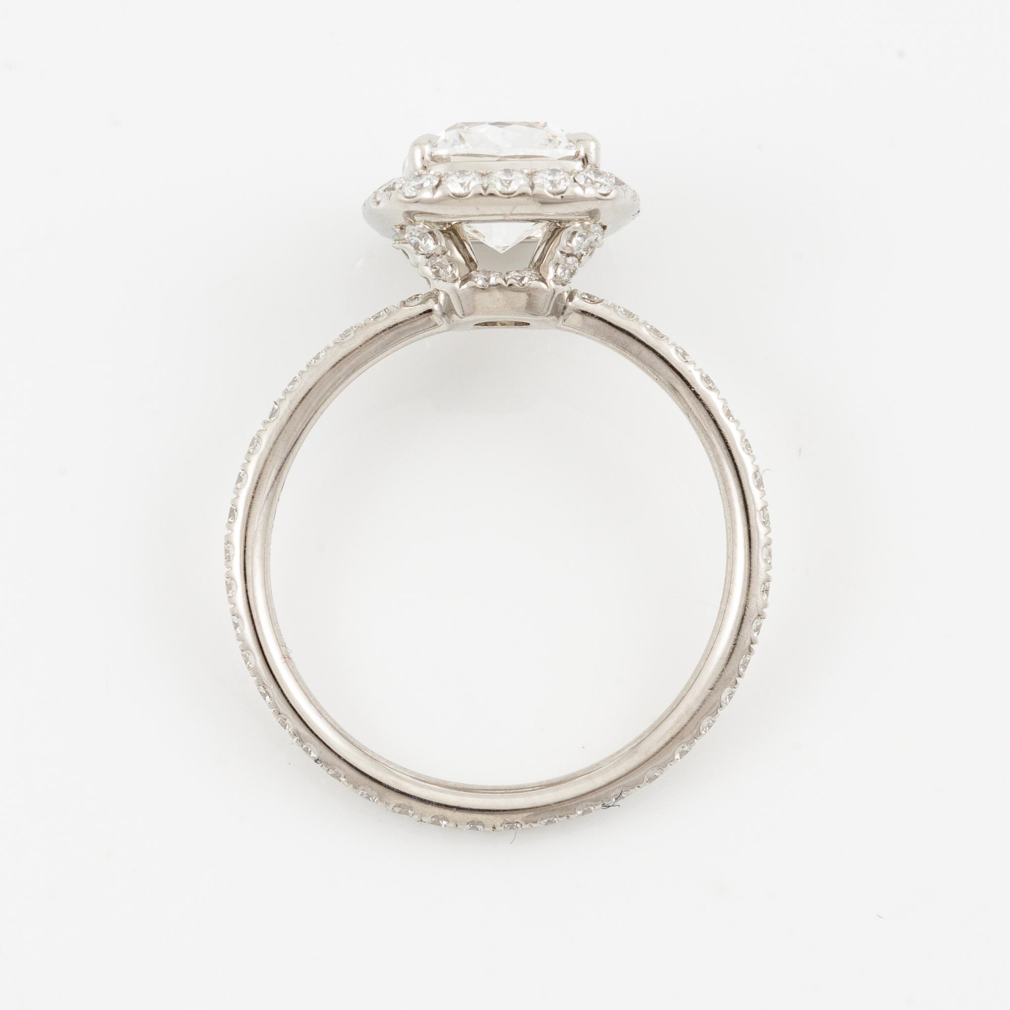 Harry Winston, Ring "The One", platinum with cushion-shaped diamond 1.53 ct.