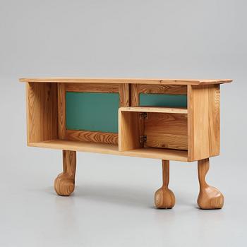 Niklas Runesson, sideboard, unikt, utfört i egen studio 2019.