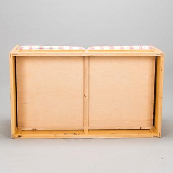 Ben af Schultén, sofa, model 557, Artek, Finland, late 20th century.