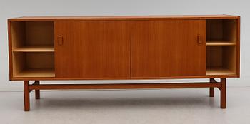 SIDEBOARD, "Arild", Nils Jonsson, Troeds, 1900-talets andra hälft.