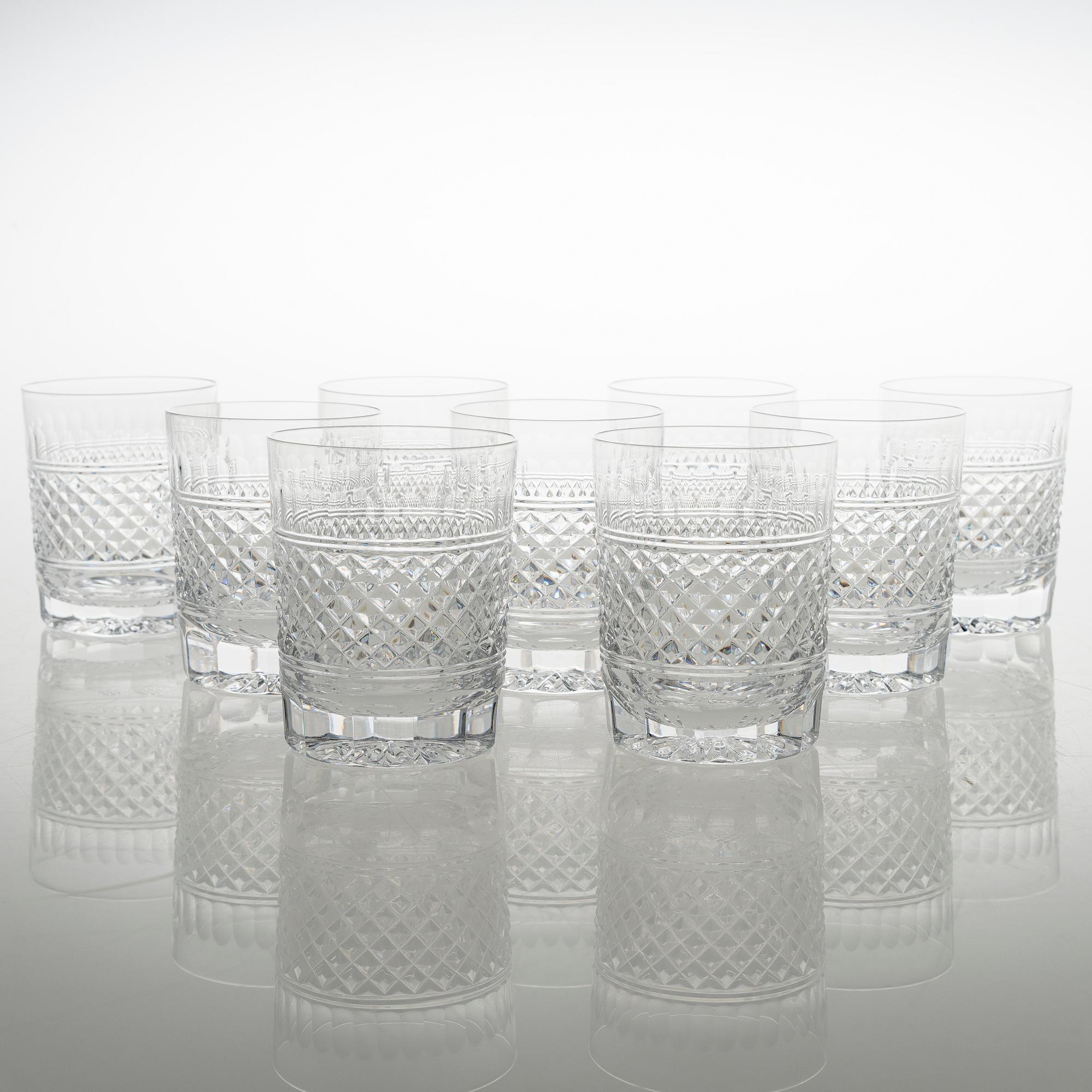 BÅLSKÅL, KARAFF och 87 st GLAS, glas.