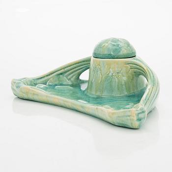 Musteteline, keramiikkaa, Rörstrand, 1900-luvun alku.