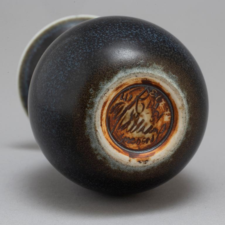 CARL-HARRY STÅLHANE, a unique stoneware vase, Rörstrand 1954.