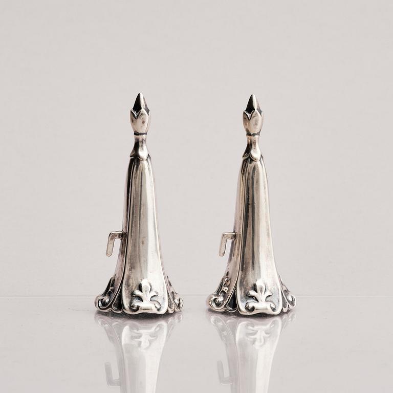 Gustaf Möllenborg, nattljusstakar, ett par, silver, Stockholm 1857.