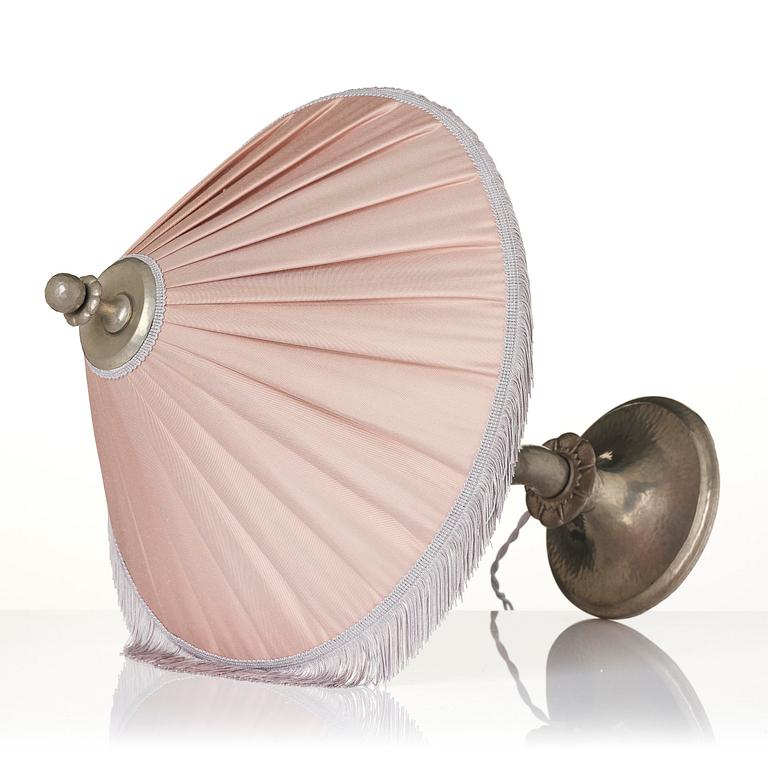 Harald Notini, a table lamp model "6891", Arvid Böhlmarks Lampfabrik, Stockholm, 1920s.