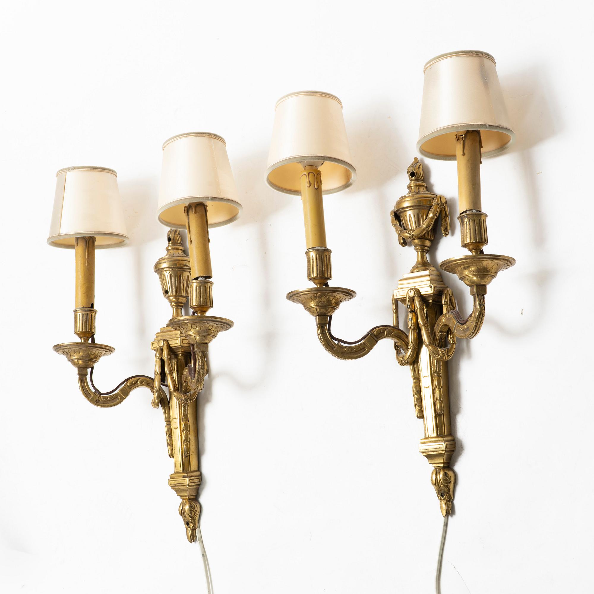 A pair of Louis XVI-Style sconses, 19th century.