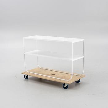 Mats Broberg & Johan Ridderstråle, sidobord, "Tati", Asplund.