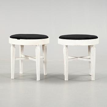 PALLAR, ett par, Gustaviansk stil, 1900-talets första hälft.