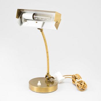 A BRASS PIANO LAMP, AHX0200, mid 20th century.