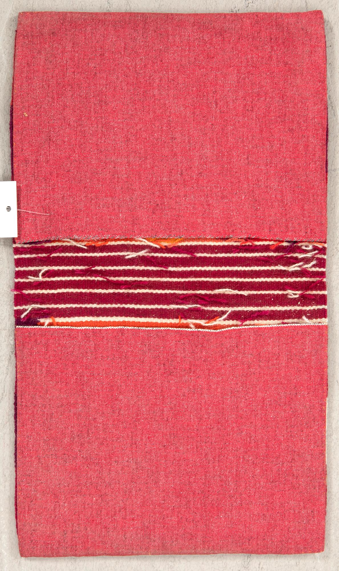 Kerstin Mauritzon,  vävnad gobelängteknik signerad, ca 28x49 cm.