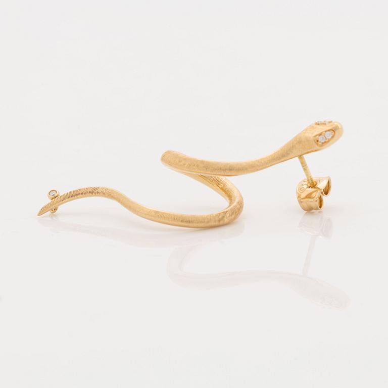 Ole Lynggaard, earring, from "Snakes collection", 18K gold and brilliant cut diamonds.