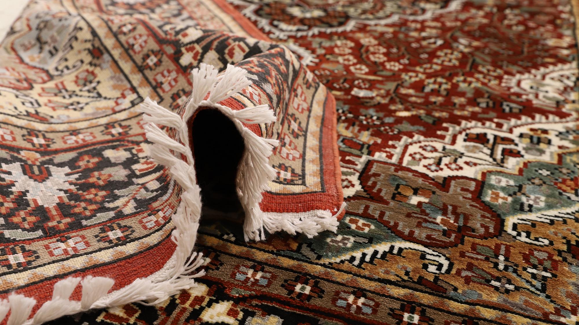 A carpet, Oriental silke, ca 187 x 121 cm.