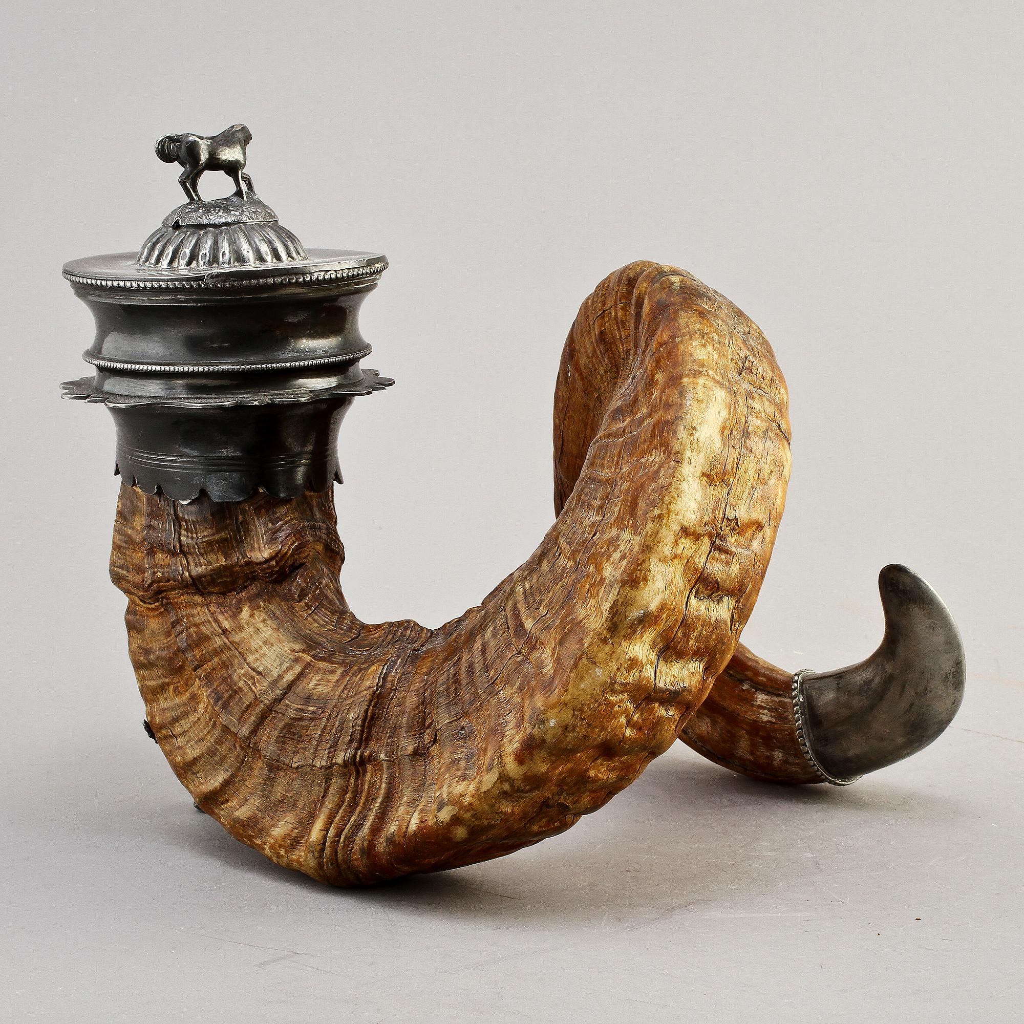 HORN, nyrenässans, runt sekelskifte 1800/1900.