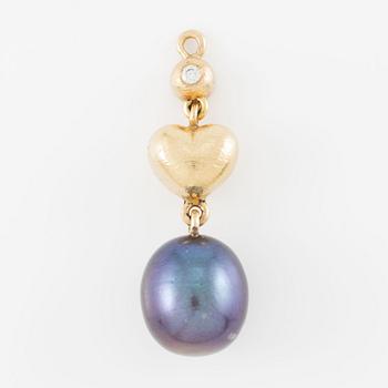 Ole Lynggaard, charm, "sweet drops" gold, brilliant-cut diamond and pearl,.