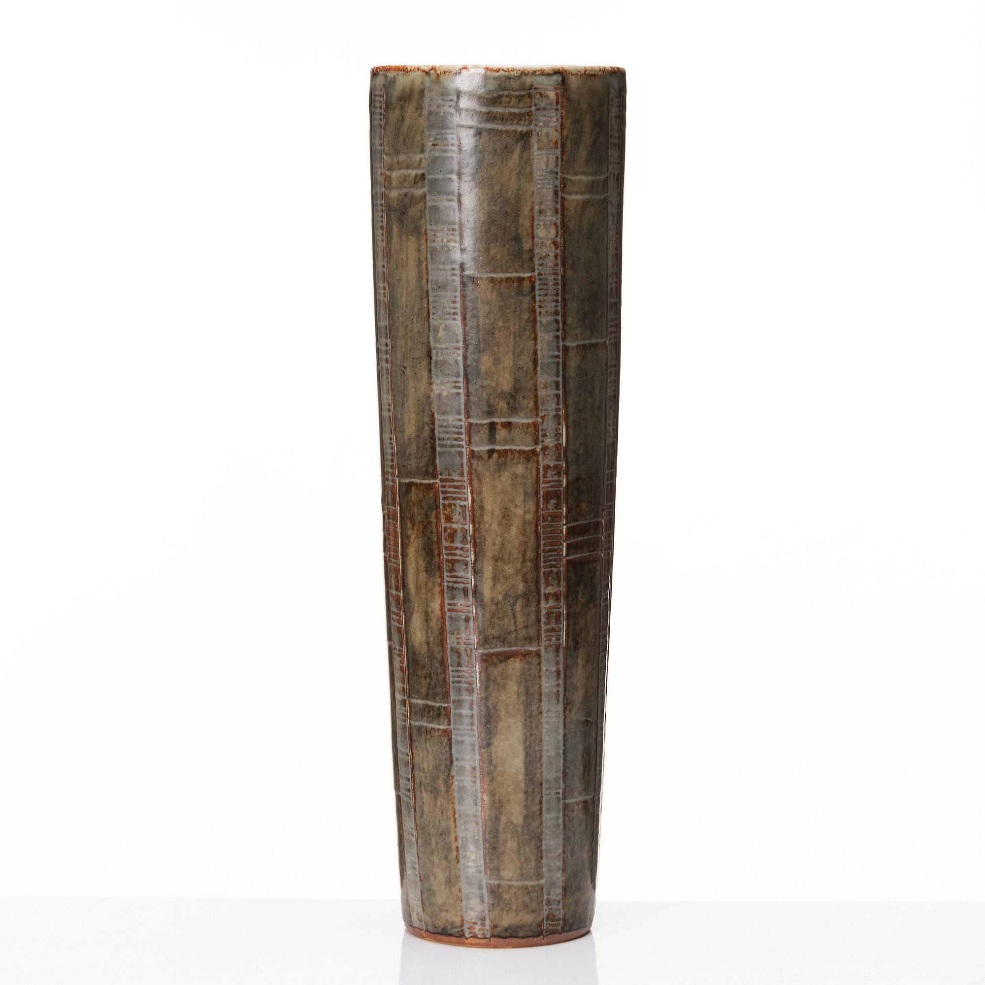 Carl-Harry Stålhane, a unique stoneware vase, Rörstrand, Sweden 1958.