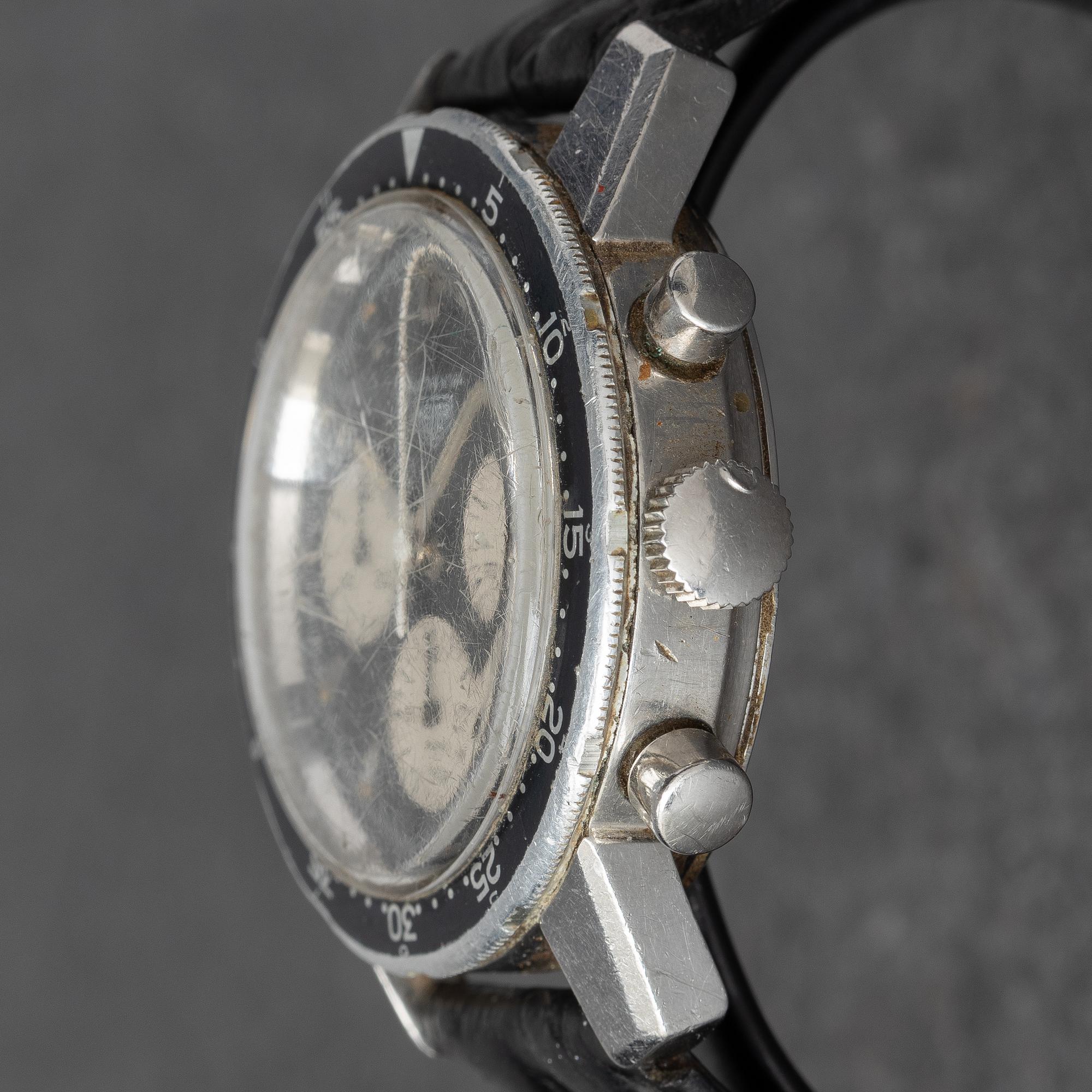 Heuer, Autavia, "Compressor Case", chronograph, ca 1970.