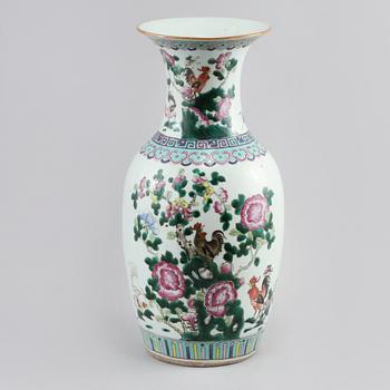 VAS, porslin, Kina, 1800/1900-tal.
