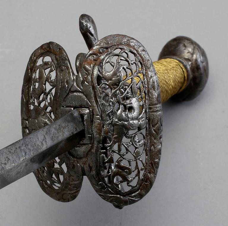 BLANKVAPEN, 3 stycken, 1800-tal.