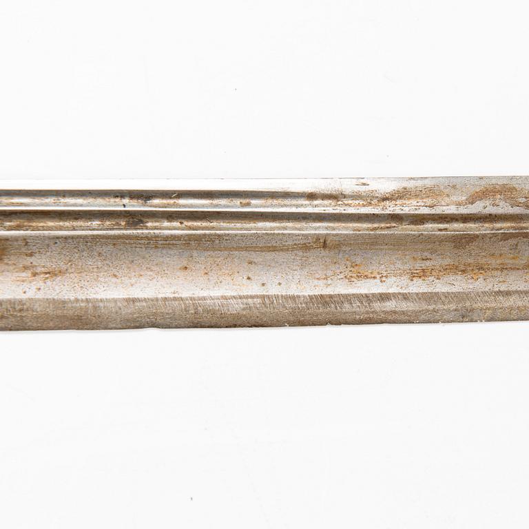 An Imperial Russian dragoon officer's shashka m 1881-1909, manufacturer's mark Zlatoust.