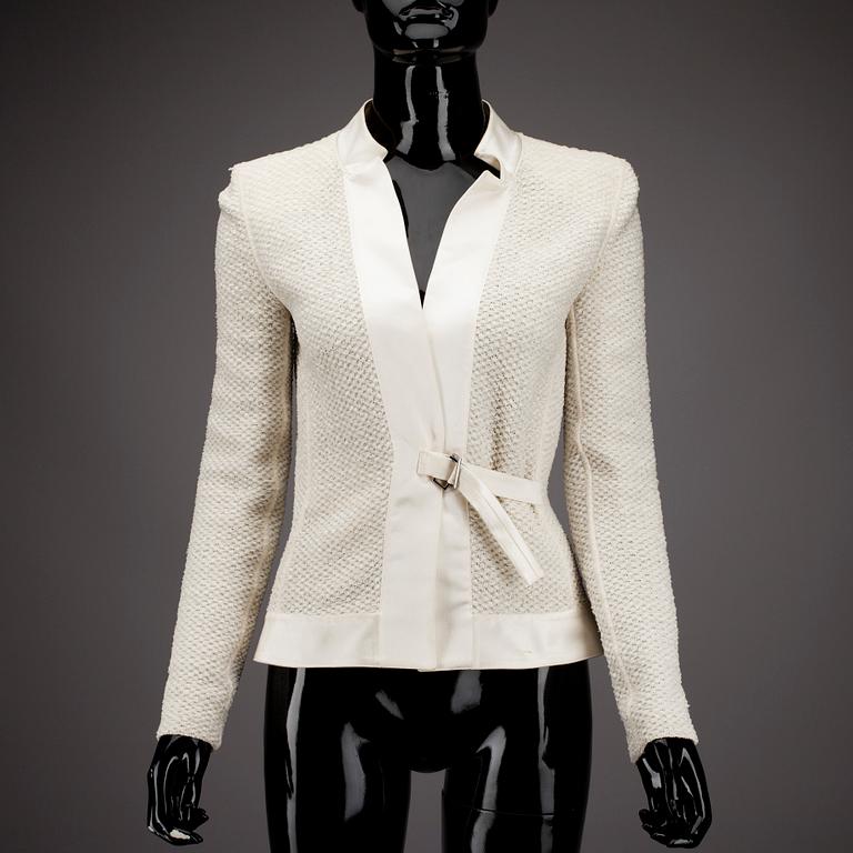 KAVAJ, Armani.