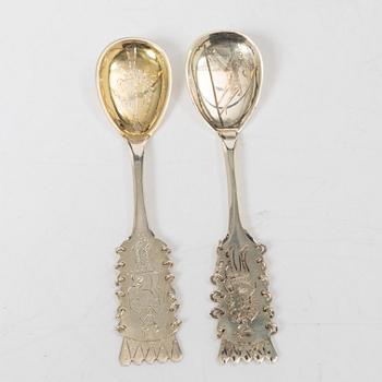 Tårtspade samt kaffeskedar, 12 st, silver, bl a Åhlins Silversmide Ab, Luleå 1967.