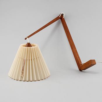 VÄGGLAMPA, 1900-talets mitt.