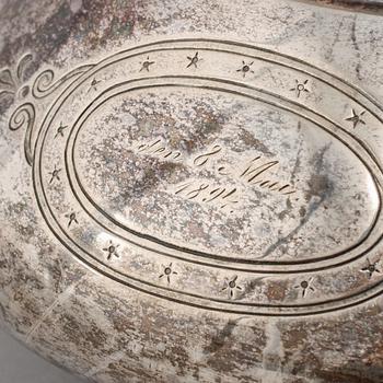 KANNA, silver, kontrollstämpel Simon Groth, Köpenhamn, 1878, vikt 750 g.