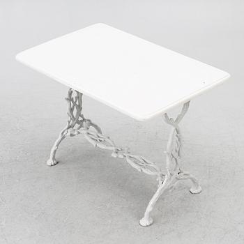 Trädgårdsbord, tidigt 1900-tal.