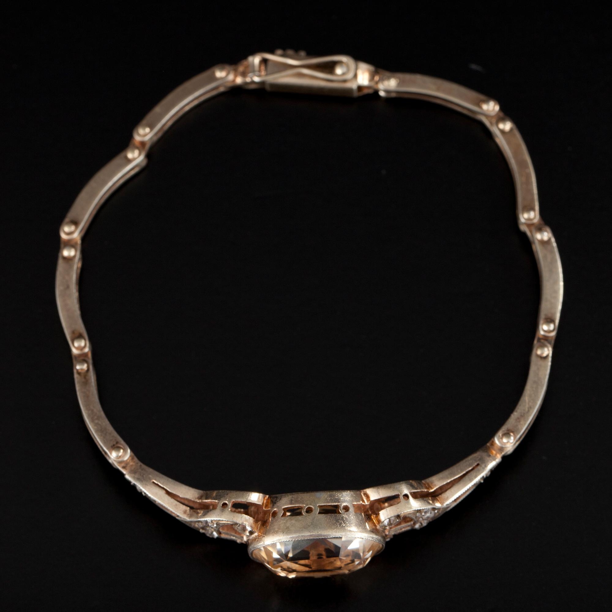 RANNEKORU, kullattua hopeaa, Neuvostoliitto, synteettiset kivet. 1900-luvun alku.