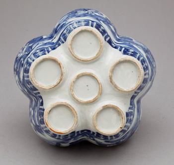 TULPANVAS, porslin, Kina, Kangxi-stil.