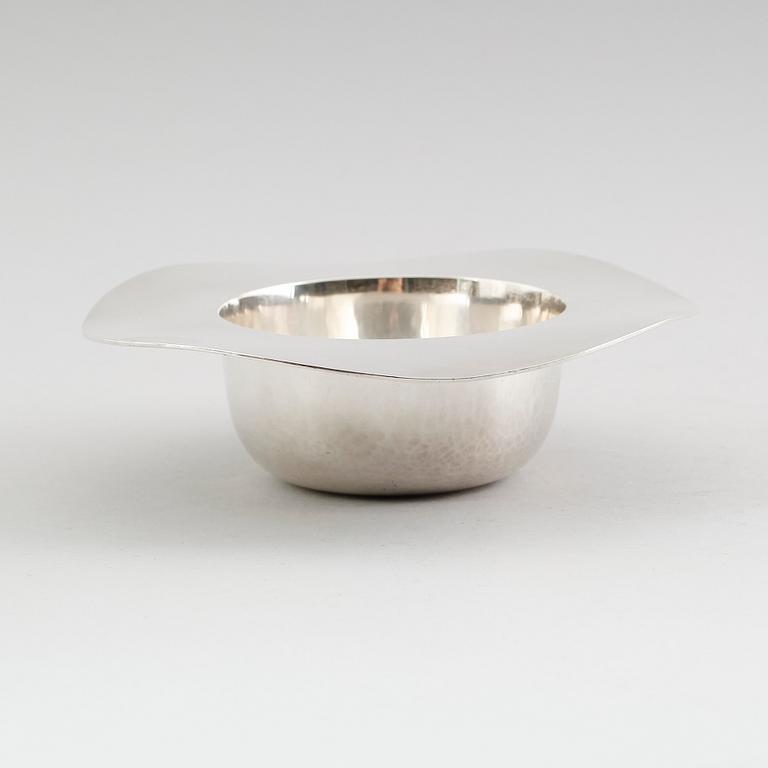 SKÅL, silver, Marika, Stockholm 1978. Vikt ca 234 gram.