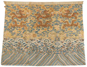 705. A kesi, silk and gold thread, late Qing dynasty (1644-1912).