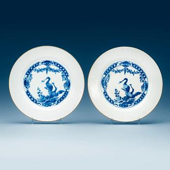 1737. A pair of blue and white armorial dinner plates, Qing dynasty, Qianlong (1736-95).