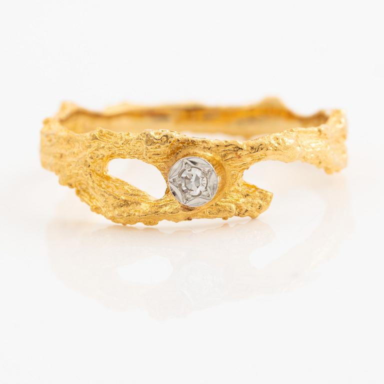 Björn Weckström, ring 18K gold with an eight-cut diamond, Finland 1979. By Lapponia.