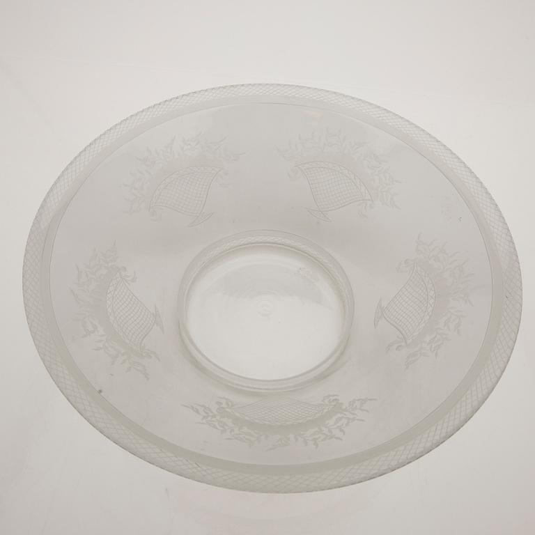 Edward Hald, Glasses, 2 pcs, Orrefors and Kosta Boda, 1920s.