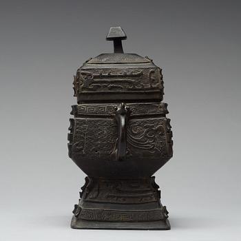 An archaistic bronze vessel, Ming dynasty or older.