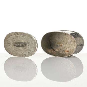 Nils Fougstedt, a Swedish Grace lidded box, Stockholm, 1923.